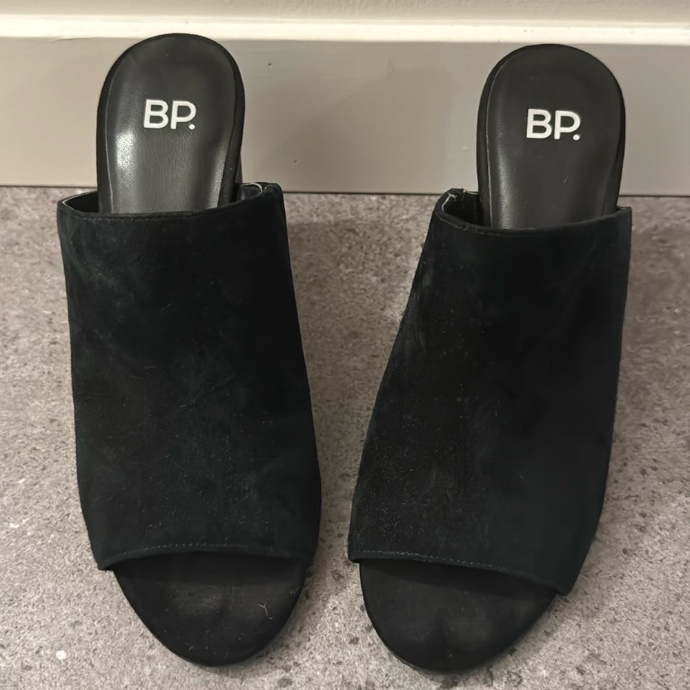 BP (Nordstrom) slip on pumps in black